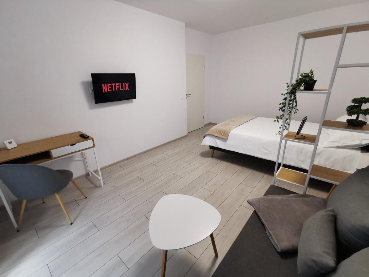 Kronbed Apartment *